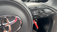 Toyota Yaris 1.5 Hybrid Design 5dr CVT Hybrid Hatchback